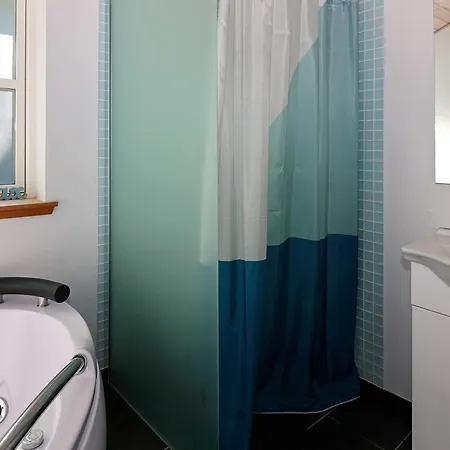 6 Person In Hadsund-by Traum